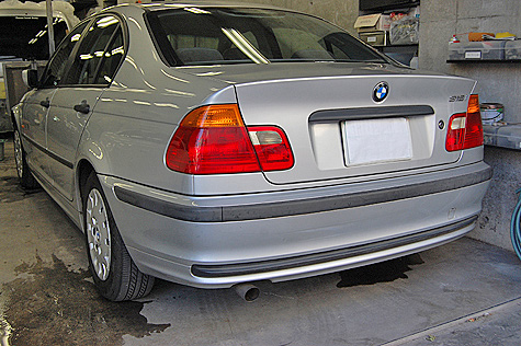 BMW 318i (E46)납Be