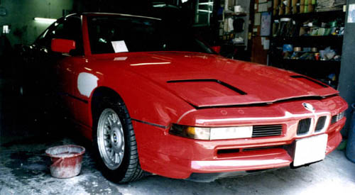 BMW 850i ̉EOtF_[h