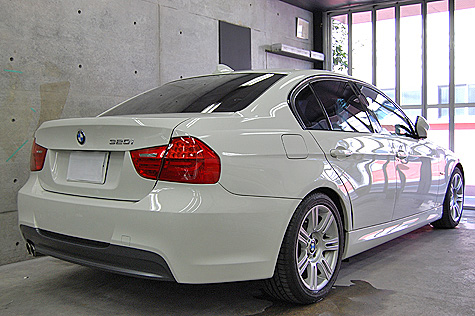 BMW 320i (E90)납Be