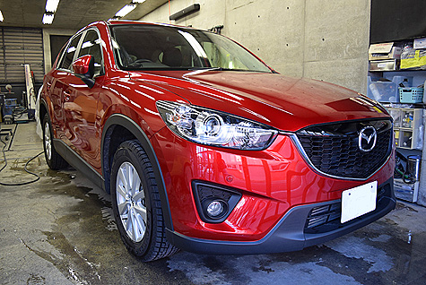 マツダ・CX-5(KE)を前から撮影