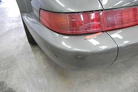 ポルシェ板金塗装修理実績 | 911カレラ2(964) 後フェンダー凹み