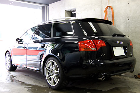  AUDI A4 Avant (B7)