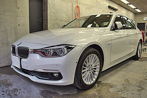 BMW 320i OWA[ (F30)OBe