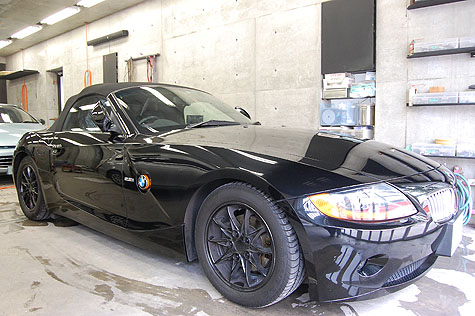 LCɒBMW Z4 2.2i (E85)