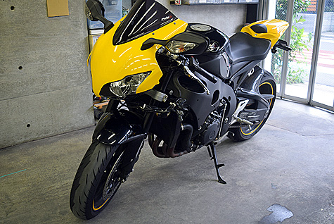 LCɒz_CBR1000RR (SC59)