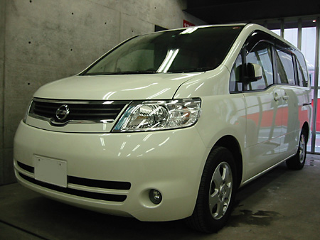  NISSAN SERENA